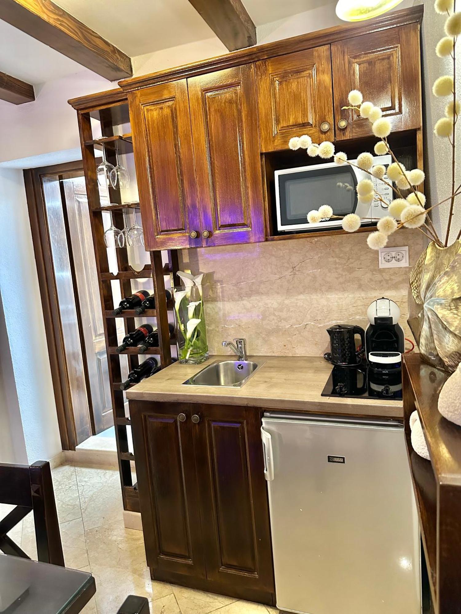 Diocletian Wine Studio Apartment Split Ngoại thất bức ảnh